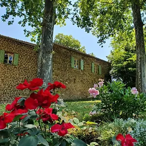 https://chateau-labistoul.midi-pyreneeshotels.com